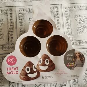 *NEW* 💩 TREAT MOLD